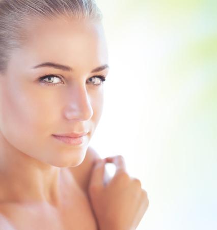 Használd fenti egyszerű vibrátor útmutatót a barátnőd kielégülésért! Használd fenti egyszerű vibrátor útmutatót a barátnőd kielégülésért!